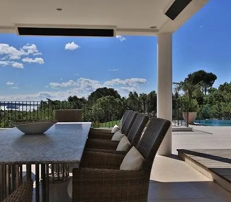 Kenya, Fr-83390 Grimaud-beauvallon Villa